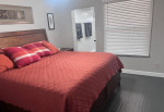 Freshly remodeled, close to sky Harbor airport downtown Phoenix and hospitals. Also plenty of dining within 2 miles